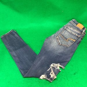 American Eagle Super Stretch X Skinny Jeans Women’s Size 2 Distressed